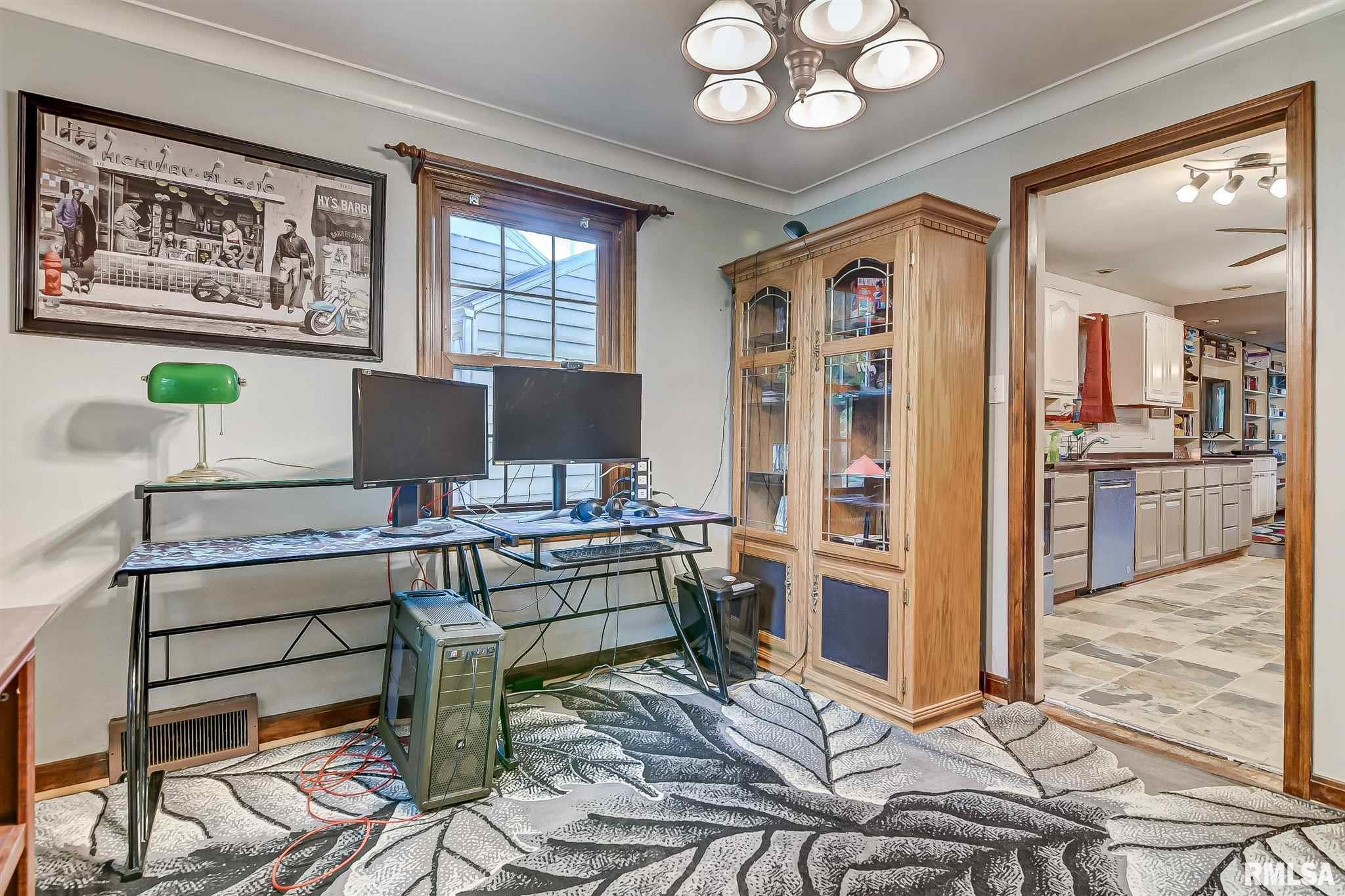 45 Ruth Court Springfield, IL 62704 - Photo 7 of 31 Gallery Image 7