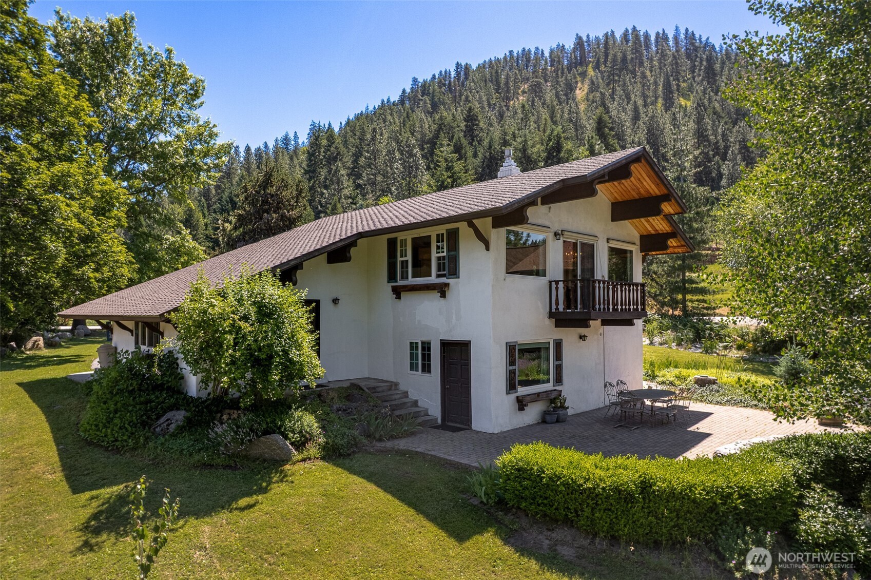 9724 Dye Road Leavenworth, WA 98826 - Photo 2 of 39