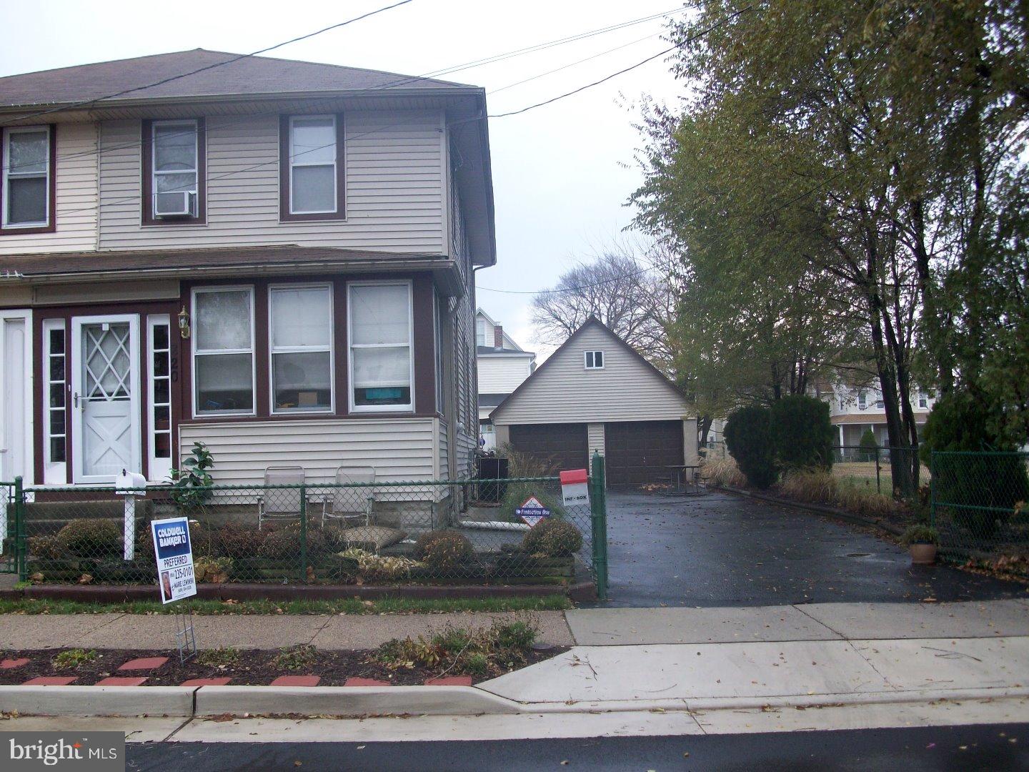 220 Taylor Street Riverside, NJ 08075 - Photo 2 of 17