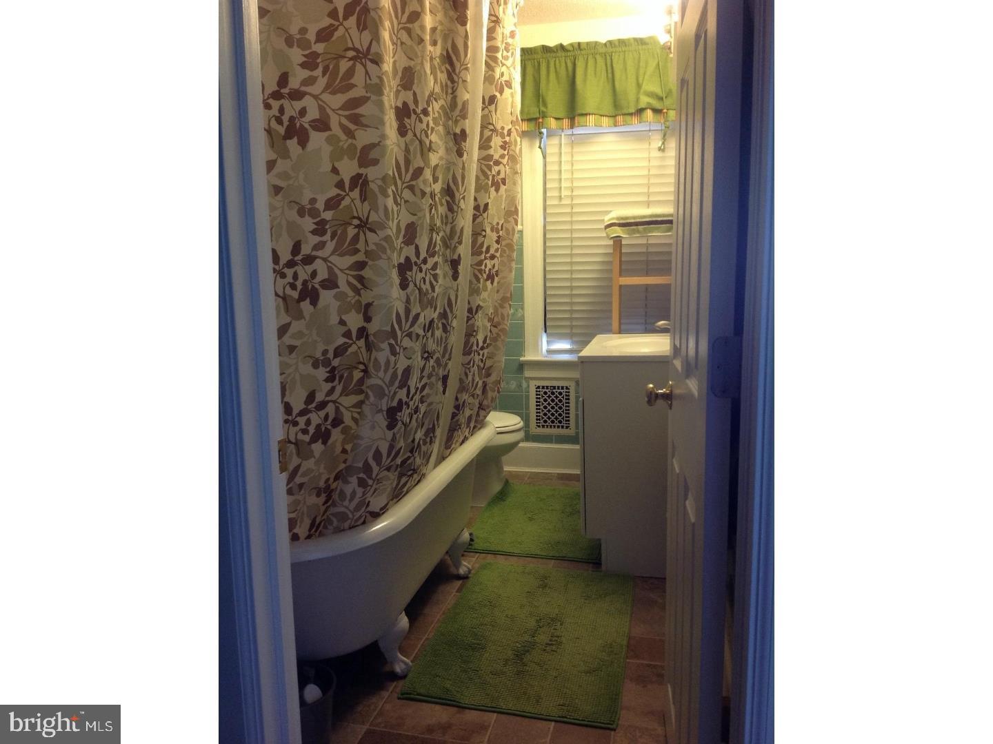 220 Taylor Street Riverside, NJ 08075 - Photo 10 of 17