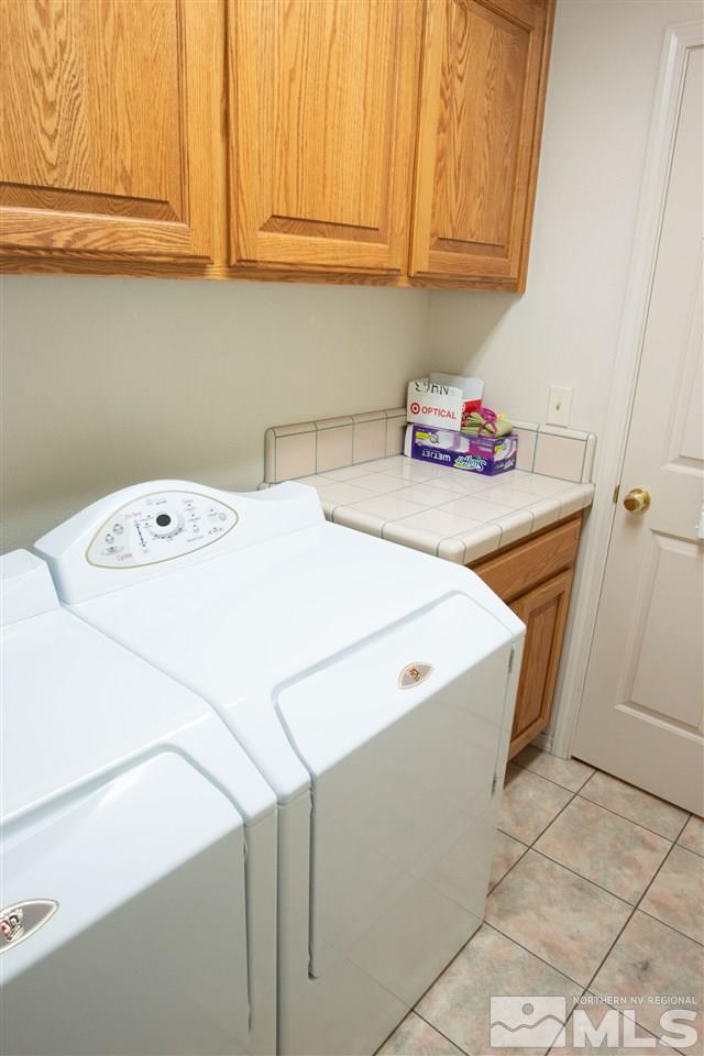 4080 Rancheria Road Fallon, NV 89406 - Photo 14 of 25 a close view of washer and dryer