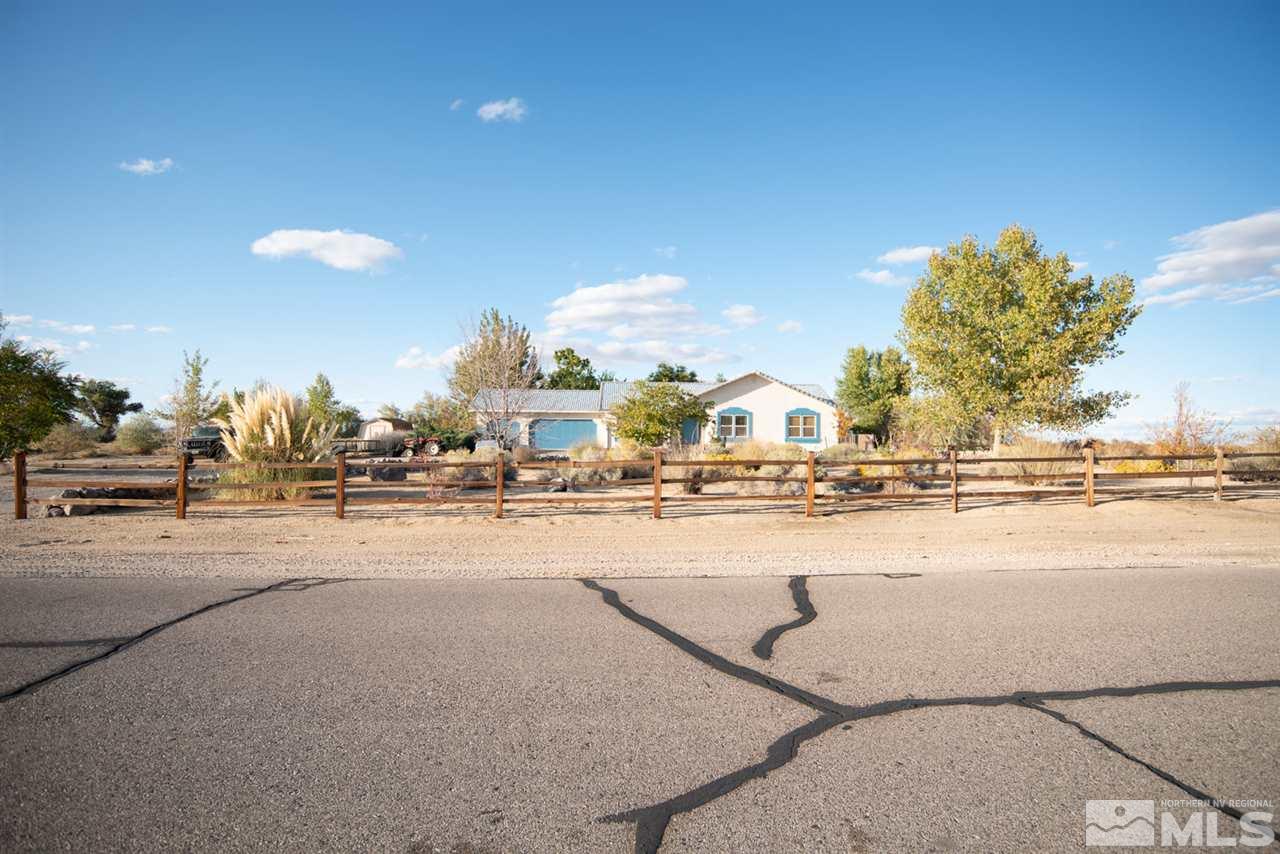 4080 Rancheria Road Fallon, NV 89406 - Photo 3 of 25 a view of a swimming pool and an outdoor space