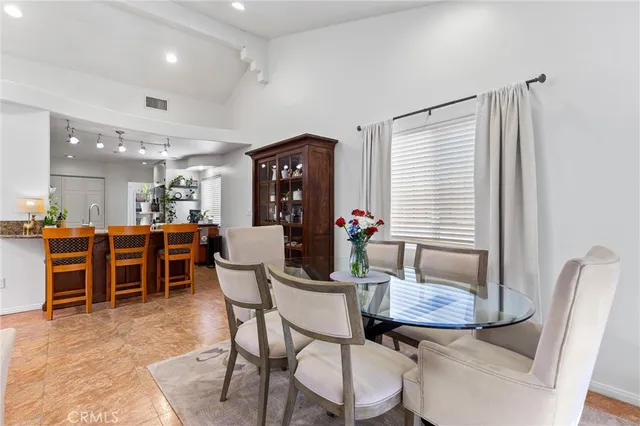 $670,000 | 53965 Avenida Madero, La Quinta, CA 92253