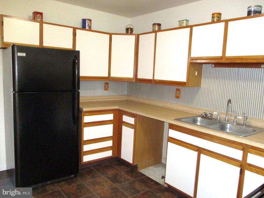 3102 Galaxy Road Dover, PA 17315 - Photo 3 of 22 Gallery Image 3