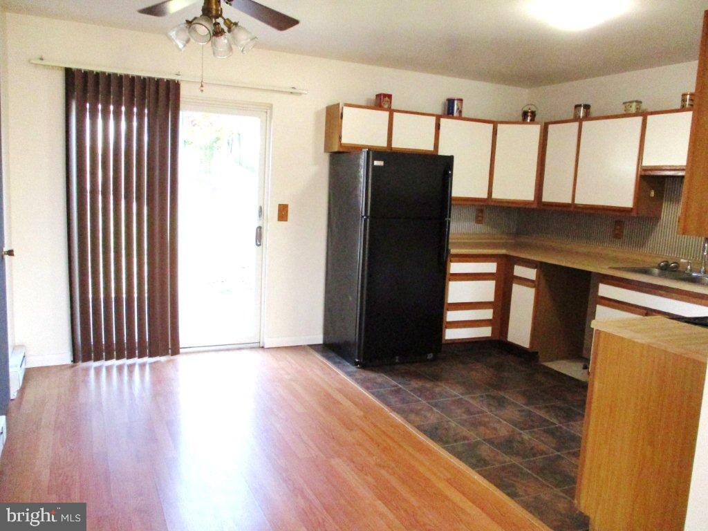 3102 Galaxy Road Dover, PA 17315 - Photo 5 of 22 Gallery Image 5