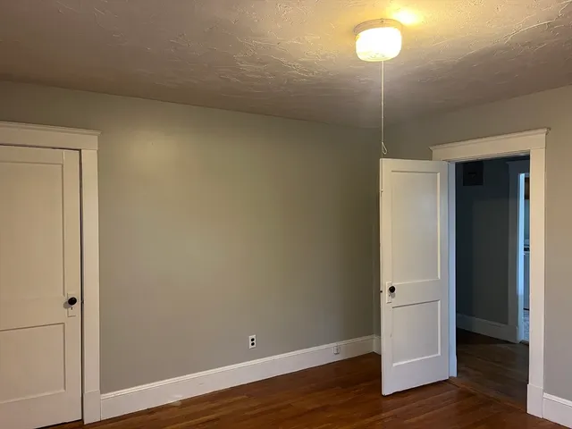 $2,100 | 14 Eddy Street, Unit 2, Waltham, MA 02453