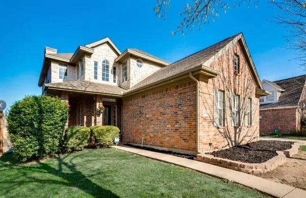 $525,000 | 4405 Meadowcove Drive, Rowlett, TX 75088