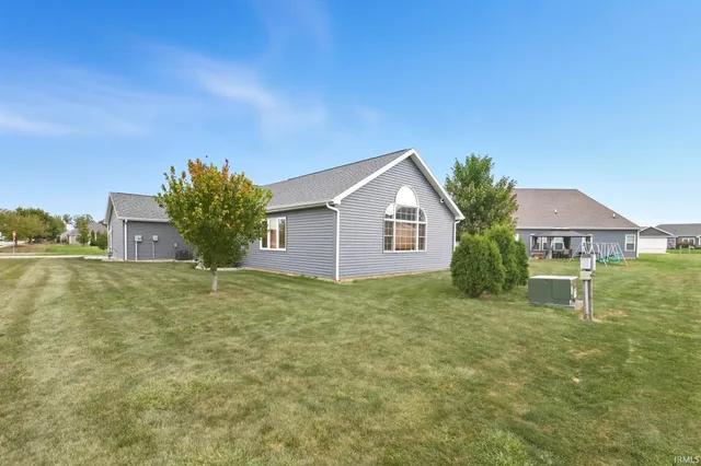 $289,900 | 10302 Greenwood Lakes Drive, New Haven, IN 46774