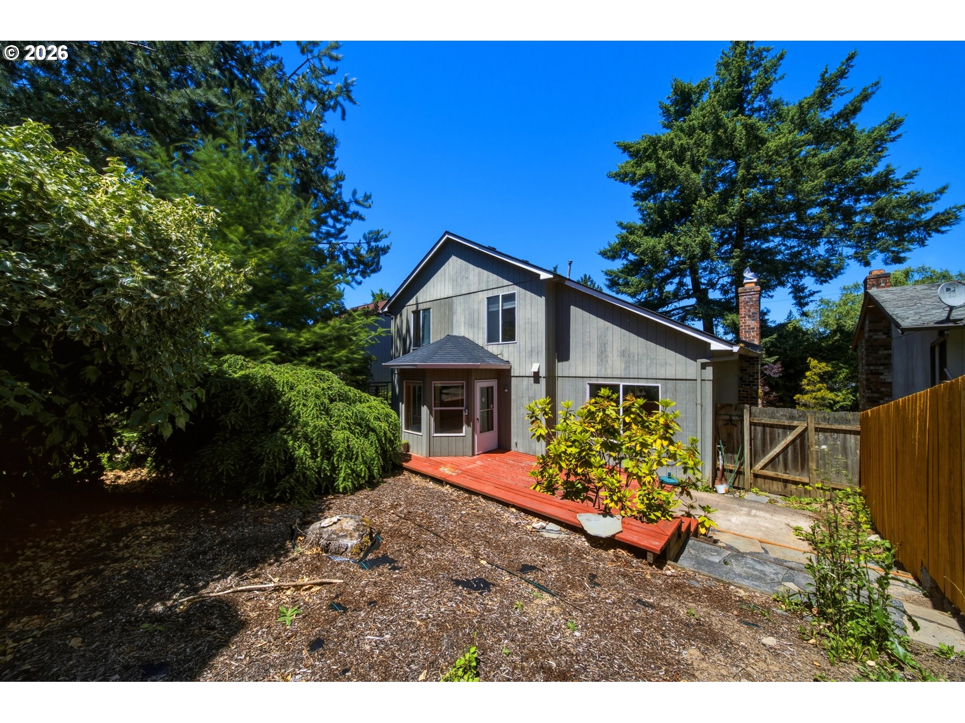 5002 Southwest Vacuna Street Portland, OR 97219 - Photo 19 of 20