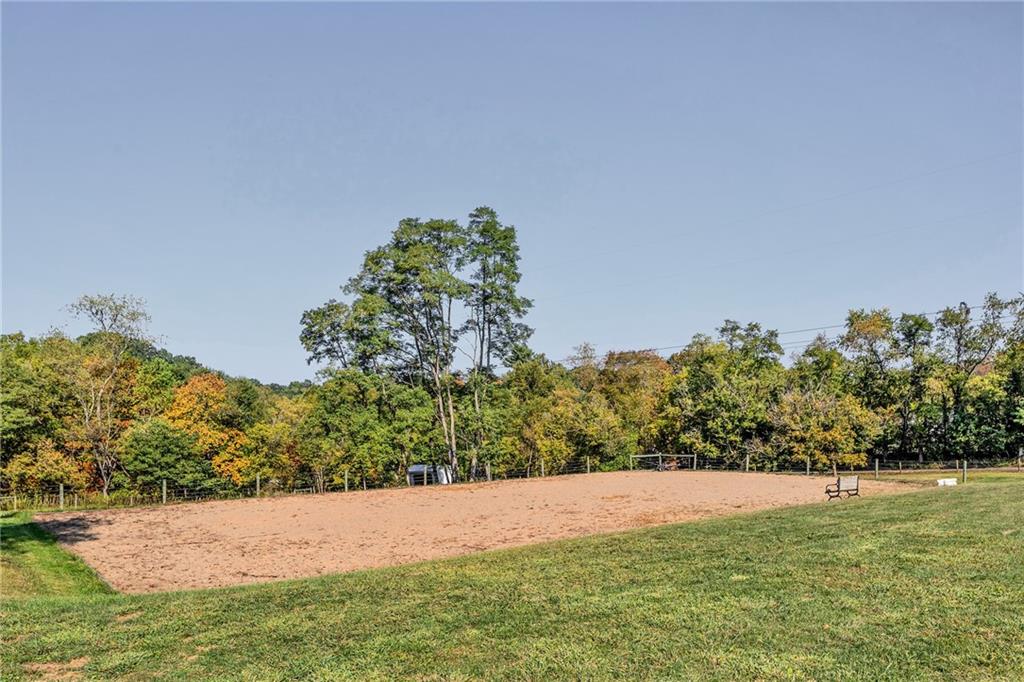 369 Maple Lane Canonsburg, PA 15317 - Photo 44 of 50 a view of a yard