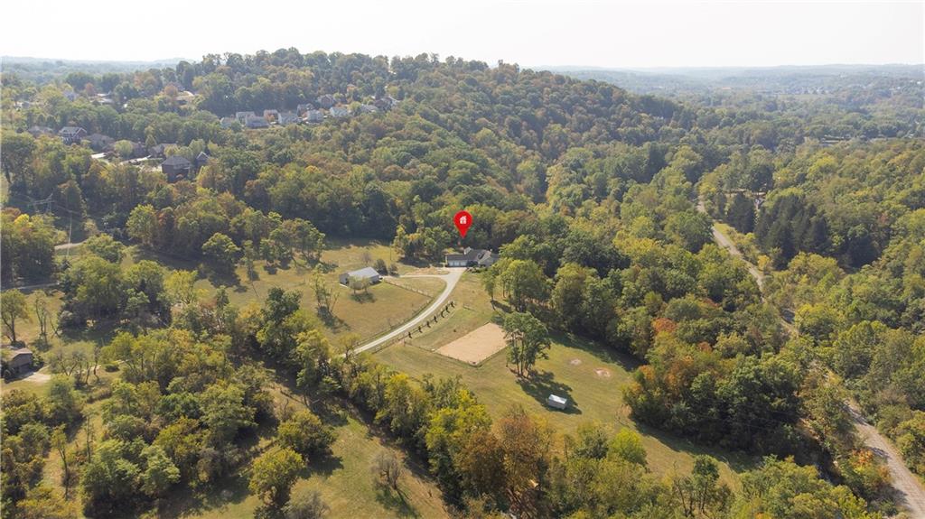 369 Maple Lane Canonsburg, PA 15317 - Photo 48 of 50 a view of a city