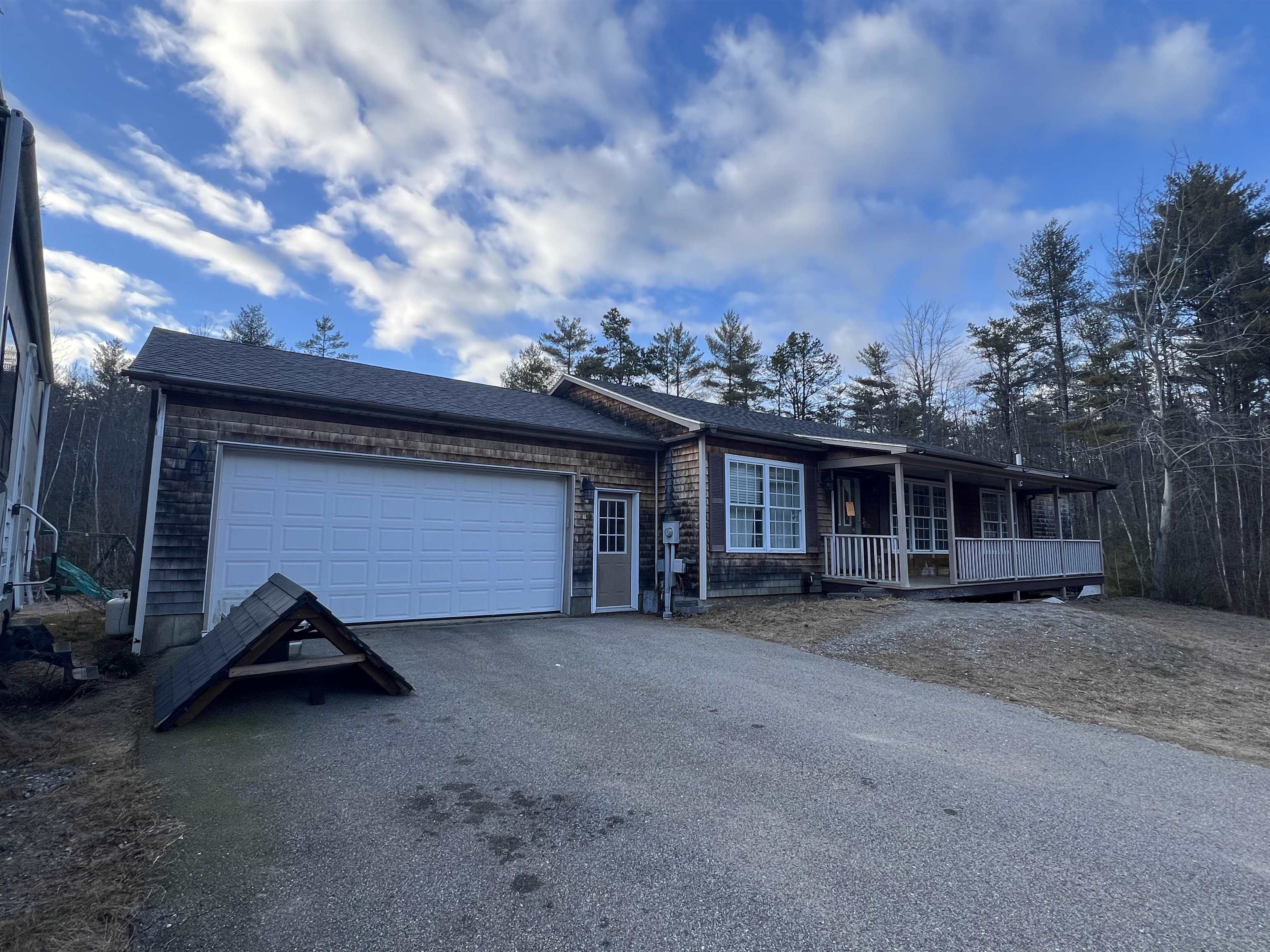 20 Lee Road Barrington, NH 03825 - Photo 2 of 24