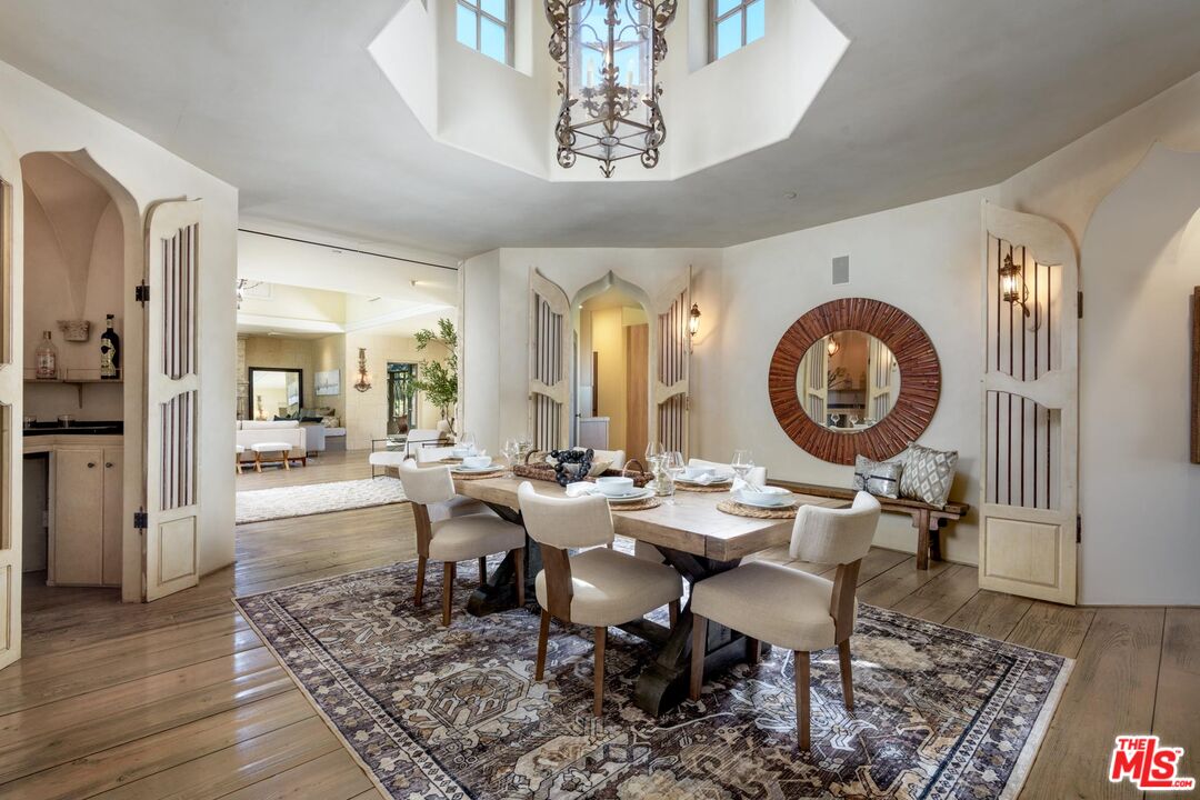 2899 Hidden Valley Lane Montecito, CA 93108 - Photo 11 of 27