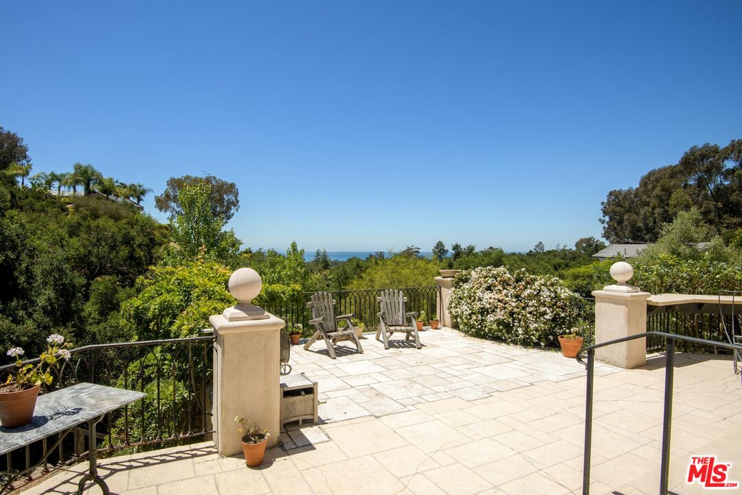 2899 Hidden Valley Lane Montecito, CA 93108 - Photo 19 of 27