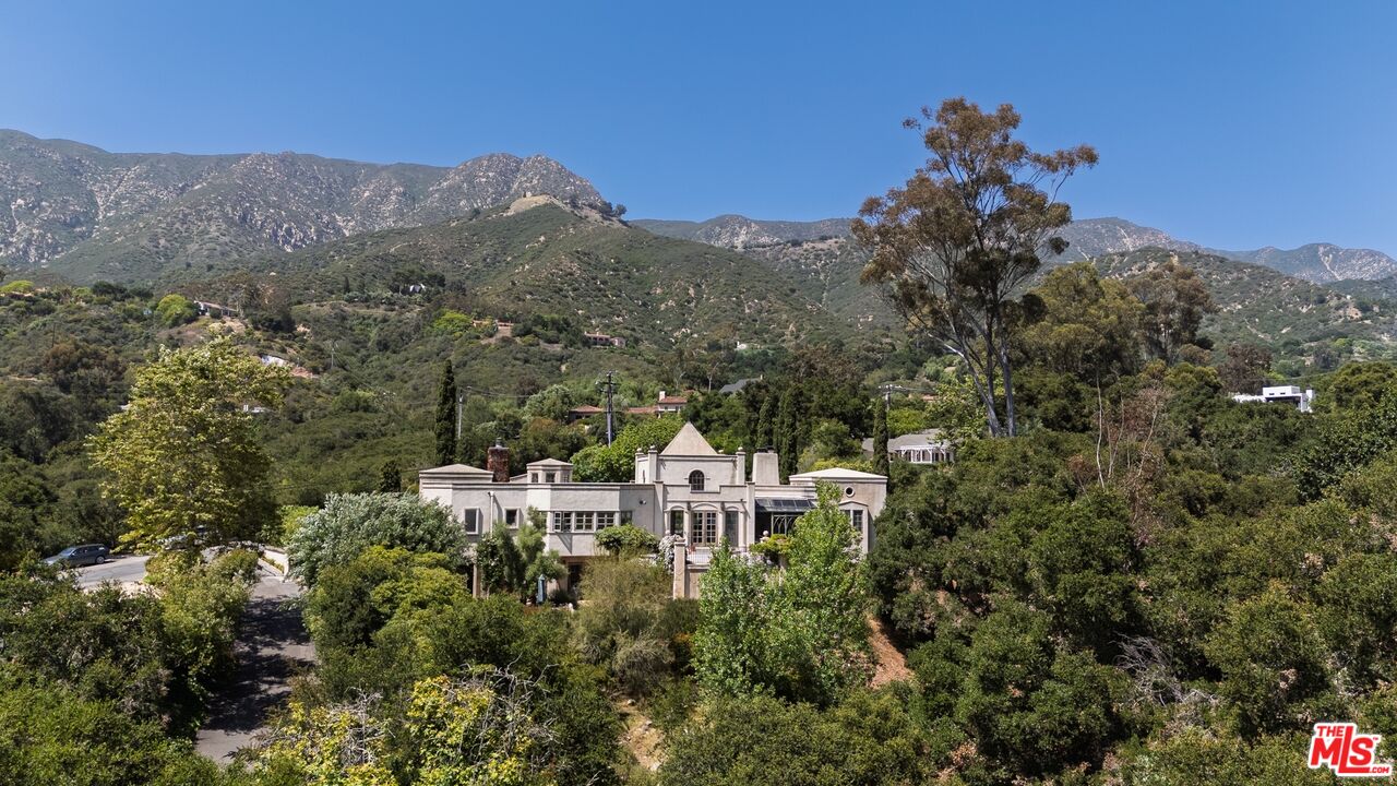 2899 Hidden Valley Lane Montecito, CA 93108 - Photo 3 of 27