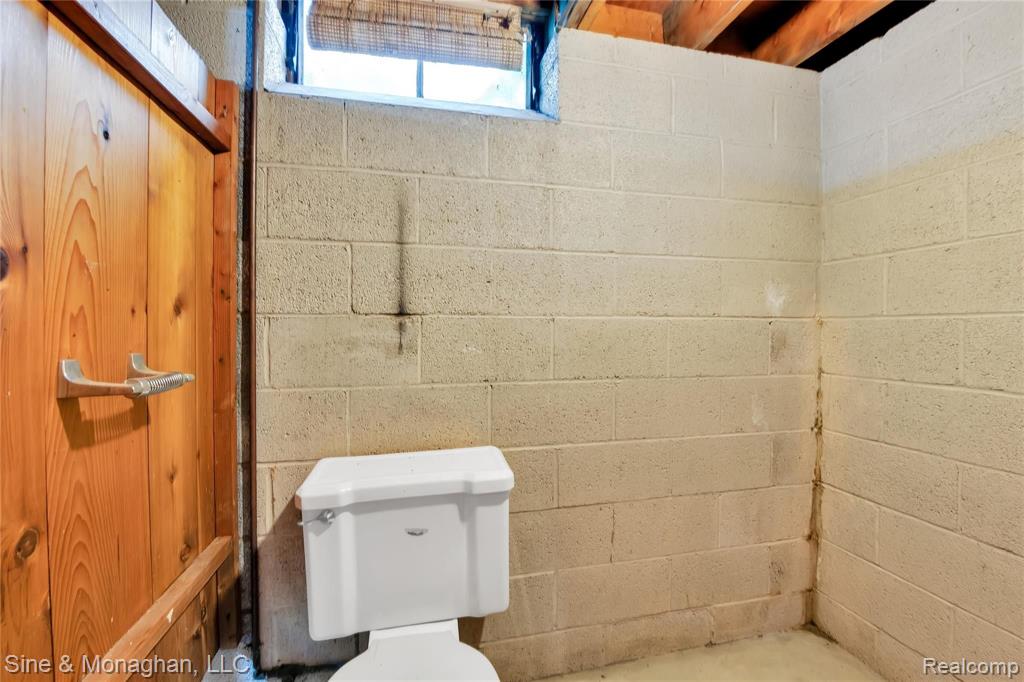 791 Harcourt Road Grosse Pointe, MI 48230 - Photo 31 of 40