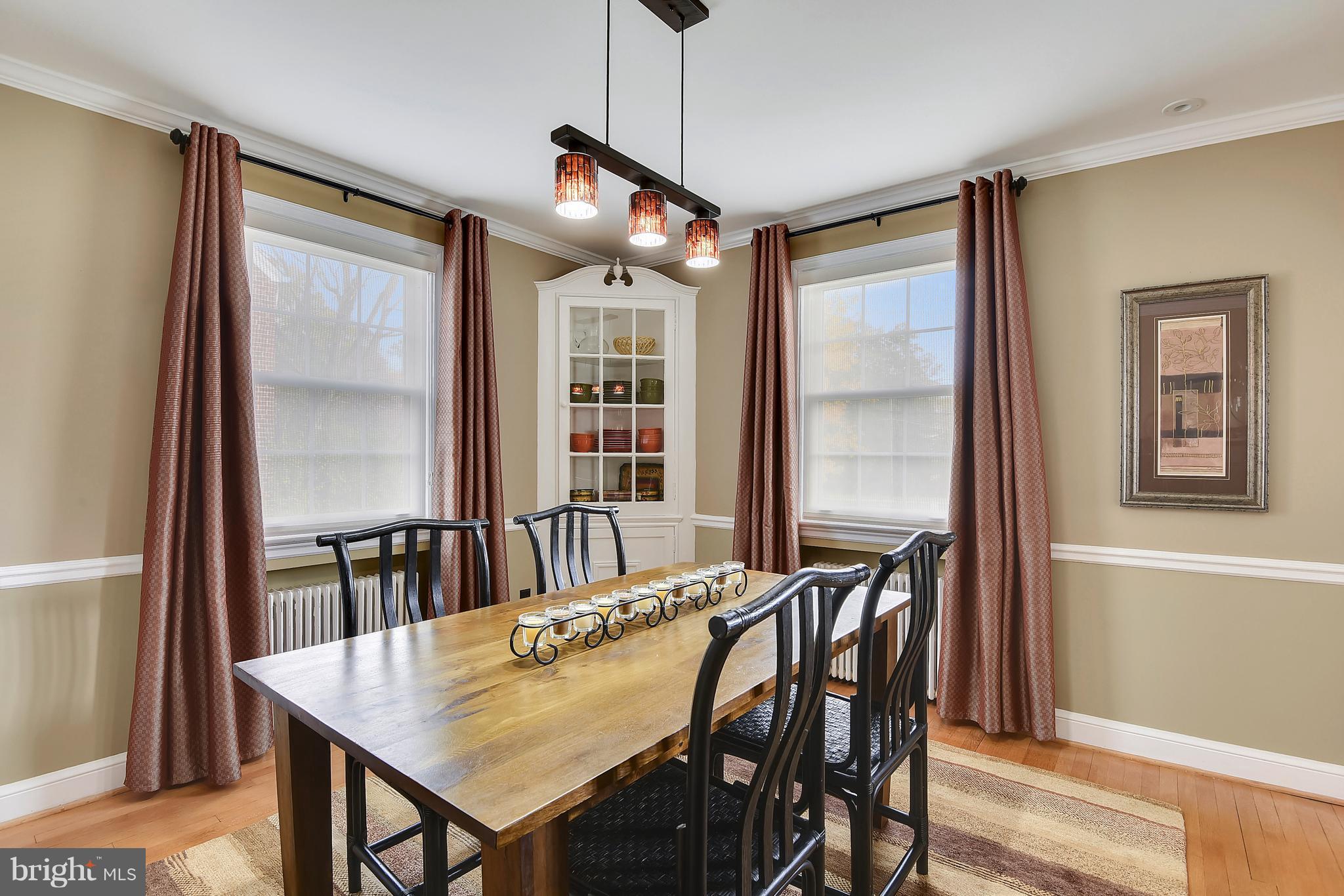 1803 Grace Church Road Silver Spring, MD 20910 - Photo 8 of 29 Dining Room