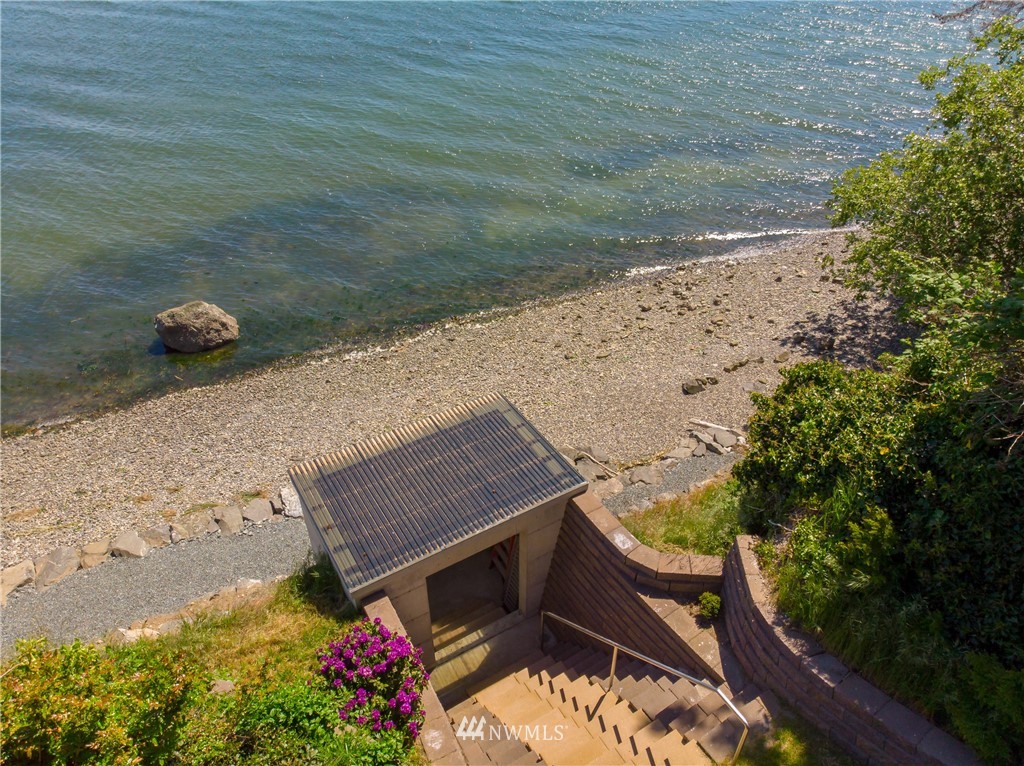 6782 Salmon Beach Road Anacortes, WA 98221 - Photo 23 of 25 Gallery Image 23