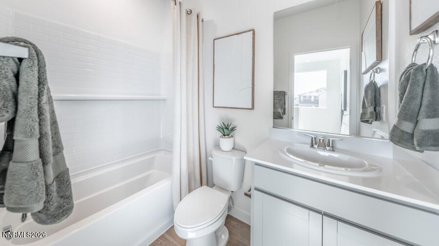 1037 North Wind Drive Carson City, NV 89701 - Photo 16 of 23 Secondary Bathroom