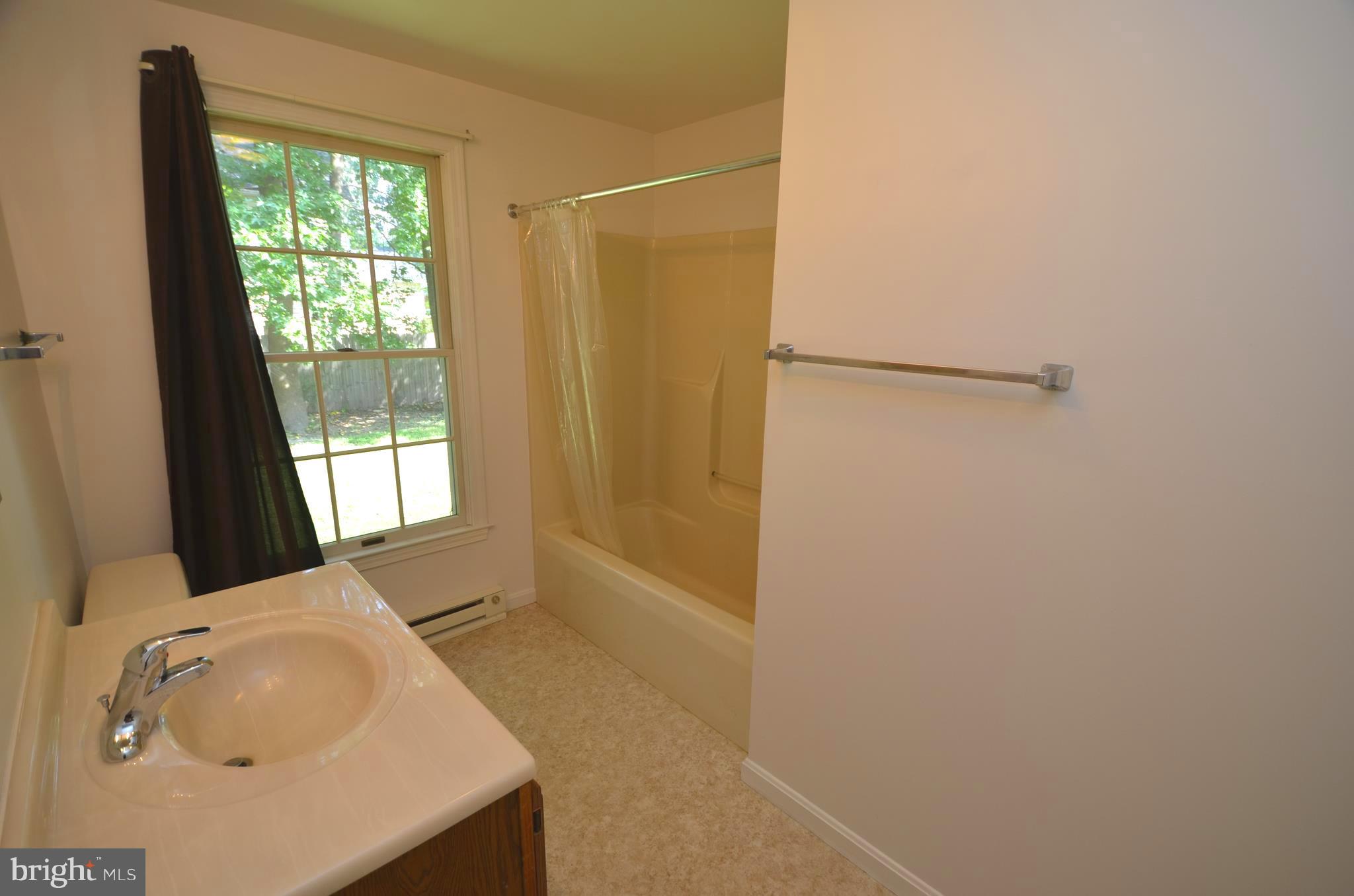 5983 3rd Street Deale, MD 20751 - Photo 11 of 30 Bath (Master)