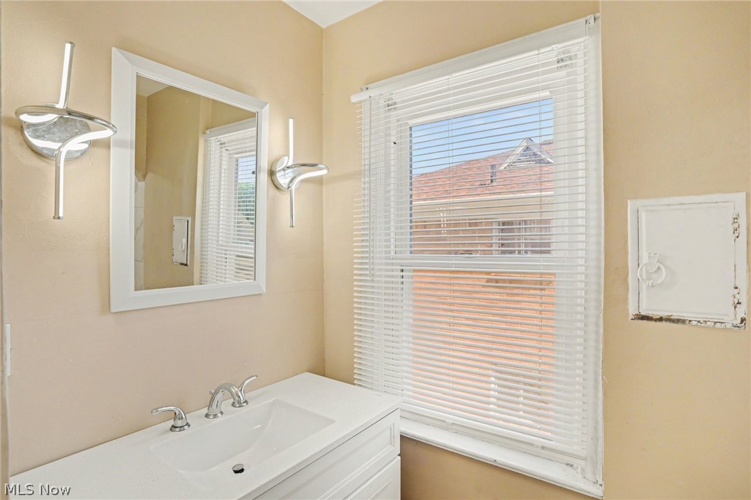 3652 Douglas Road Toledo, OH 43613 - Photo 12 of 16