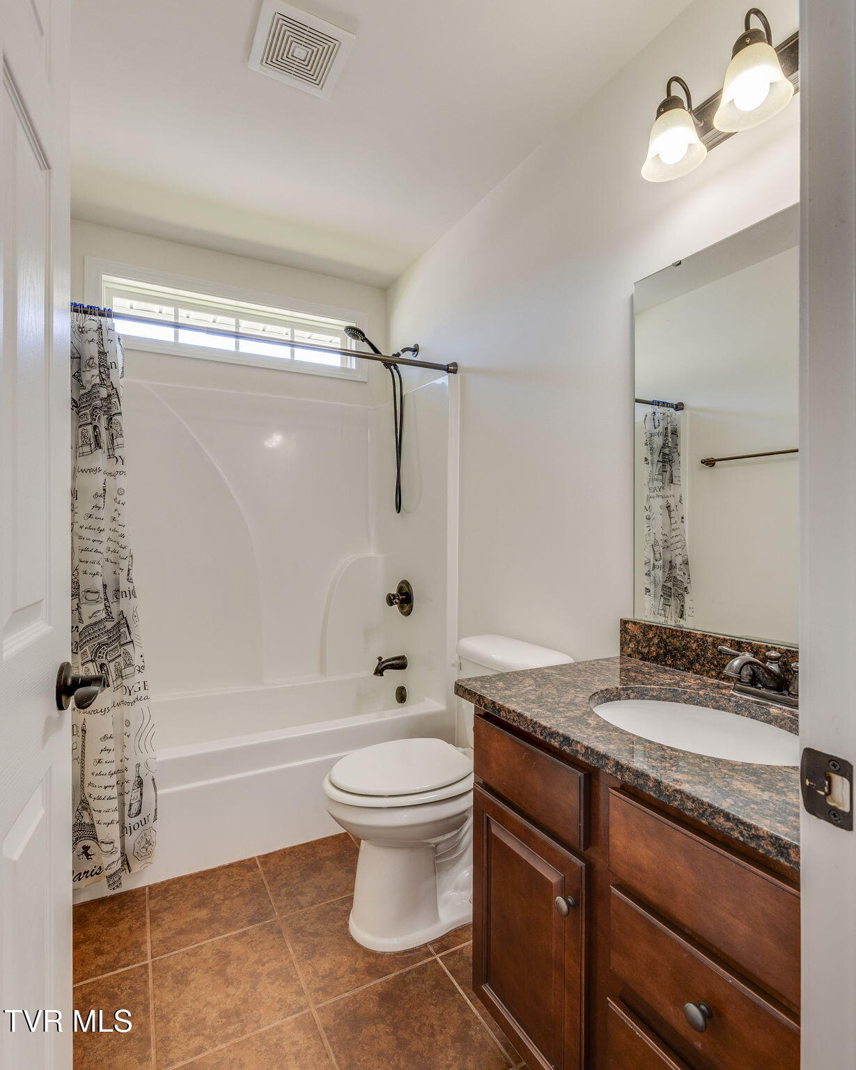 587 Suffolk Road Johnson City, TN 37615 - Photo 45 of 56 045