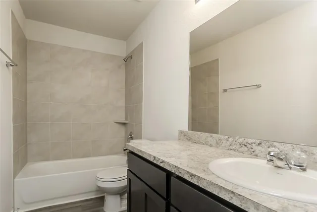 $1,910 | 25384 Claremont Hills Lane, Porter, TX 77365