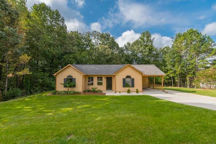 4174 Warren Road Flowery Branch, GA 30542 - Photo 1 of 37 Gallery Image 1
