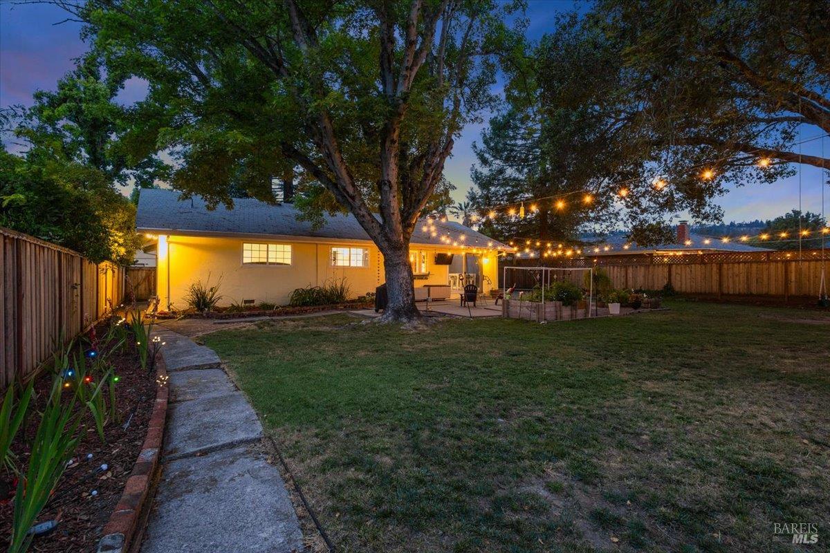2216 Fremont Drive Santa Rosa, CA 95409 - Photo 35 of 36