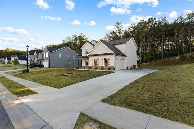 $399,999 | 6556 River Station Drive, Lula, GA 30554