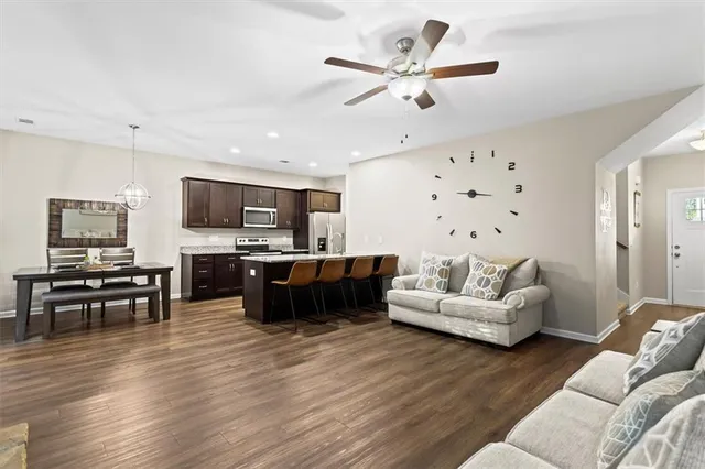 $399,999 | 6556 River Station Drive, Lula, GA 30554