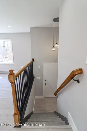 $2,800 | 1543 Coolbaugh Road, Gouldsboro, PA 18424