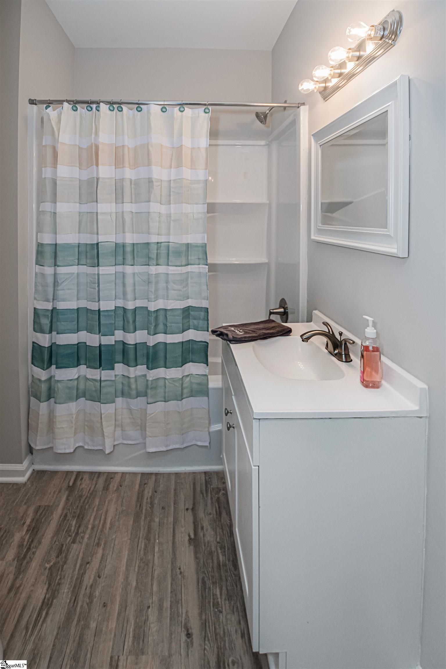 515 South 1st Street Easley, SC 29640 - Photo 20 of 33