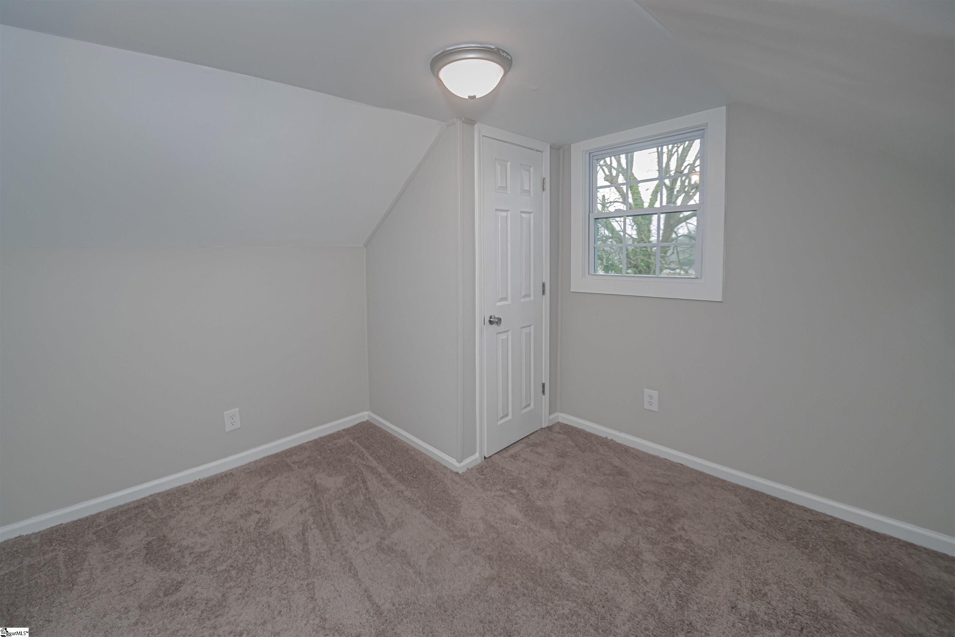 515 South 1st Street Easley, SC 29640 - Photo 31 of 33