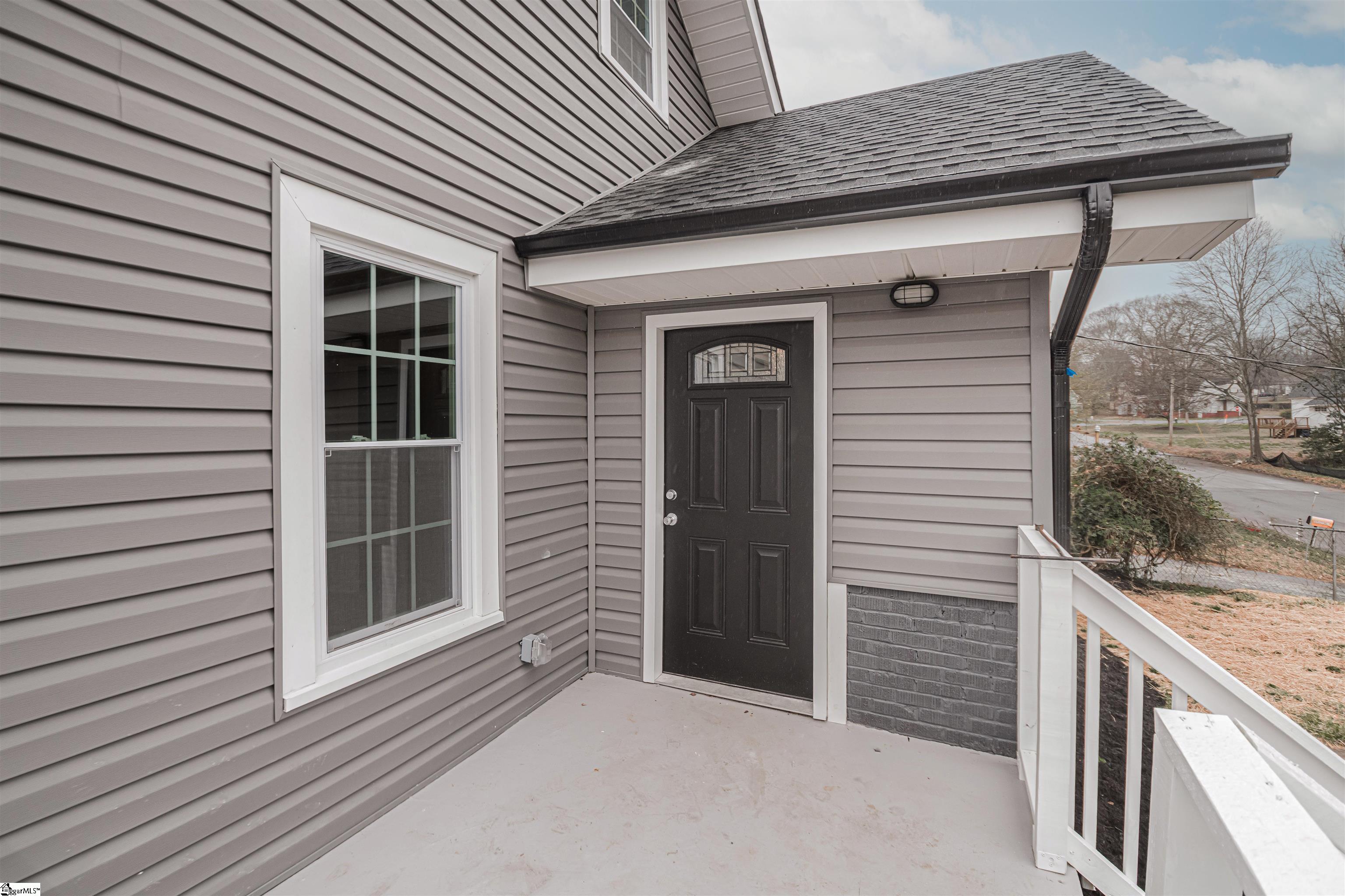 515 South 1st Street Easley, SC 29640 - Photo 9 of 33