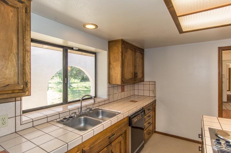 9056 Silver Bridge Road Palo Cedro, CA 96073 - Photo 11 of 29 Kitchen