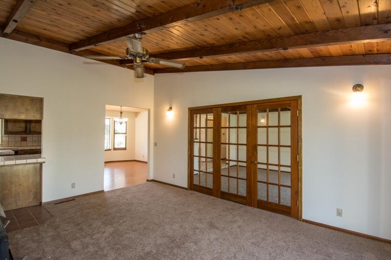9056 Silver Bridge Road Palo Cedro, CA 96073 - Photo 14 of 29 Living Room