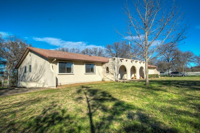 9056 Silver Bridge Road Palo Cedro, CA 96073 - Photo 2 of 29 Nice Spacious Front Yard