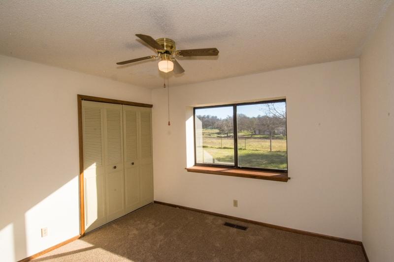 9056 Silver Bridge Road Palo Cedro, CA 96073 - Photo 21 of 29 Bedroom