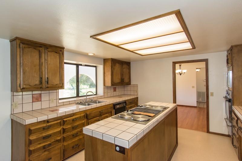9056 Silver Bridge Road Palo Cedro, CA 96073 - Photo 9 of 29 Large Kitchen w/ Island
