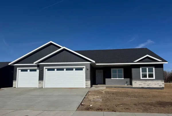 $469,900 | 1348 Academy Drive, Holmen, WI 54636