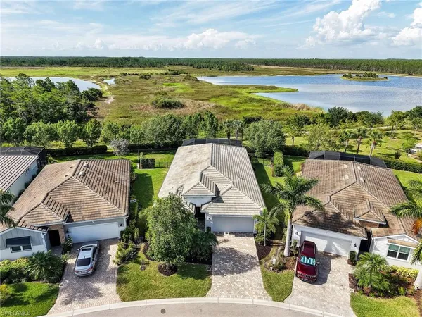 $799,000 | 28121 Seasons Tide Avenue, Bonita Springs, FL 34135