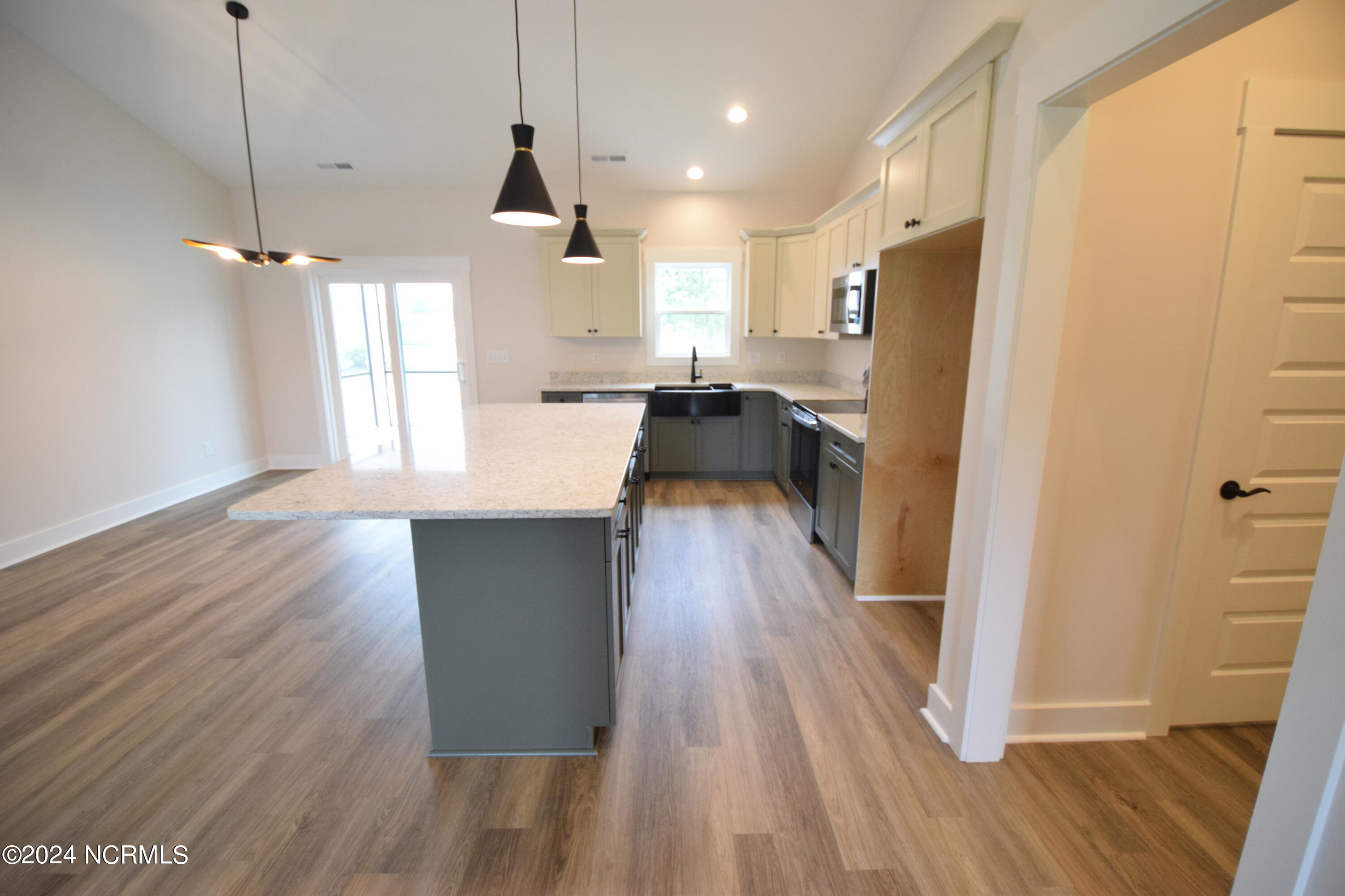 115 Warbler Drive New Bern, NC 28560 - Photo 17 of 59 10b