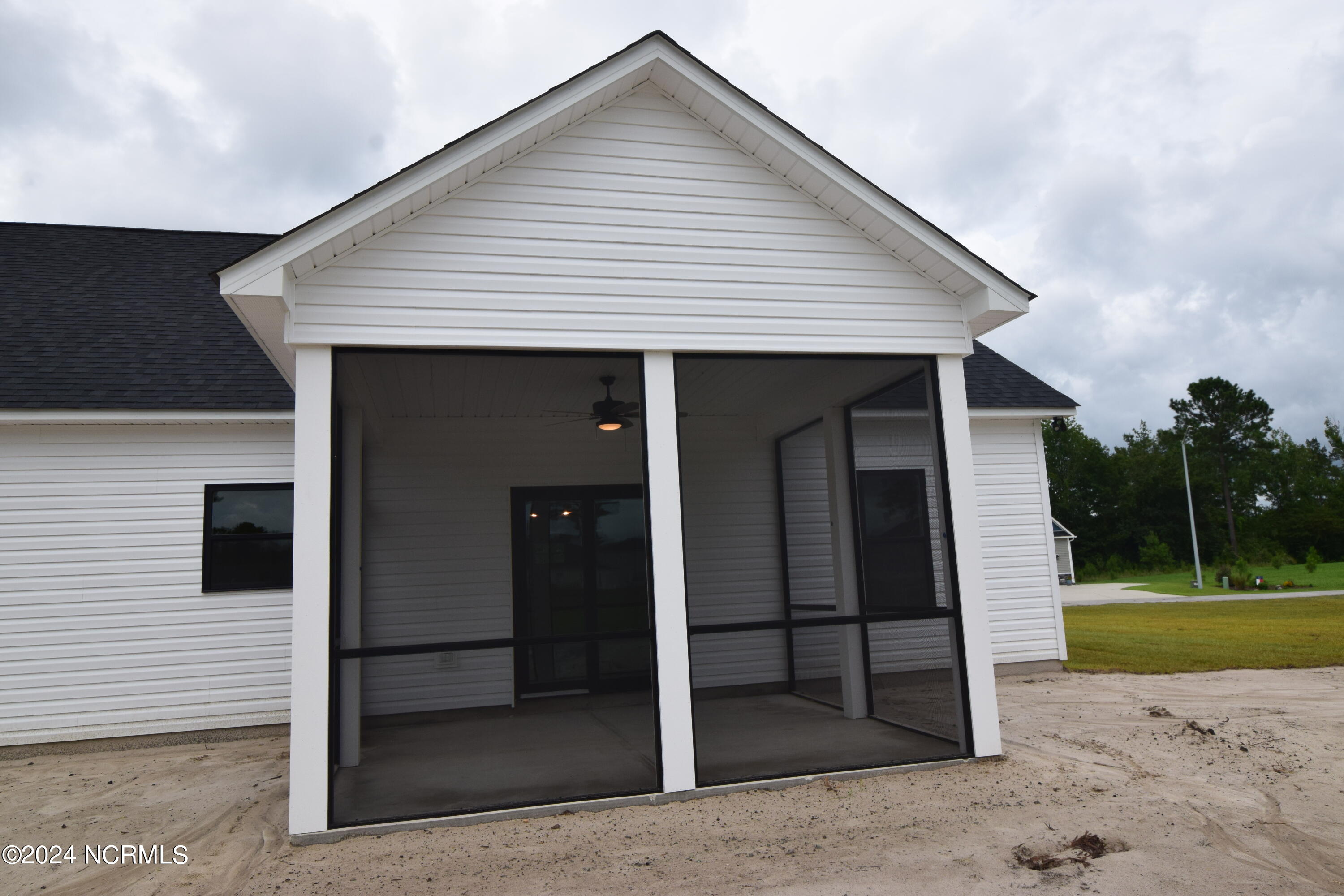 115 Warbler Drive New Bern, NC 28560 - Photo 36 of 59 20c