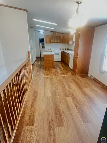 $189,500 | 902 2nd Street, Americus, KS 66835