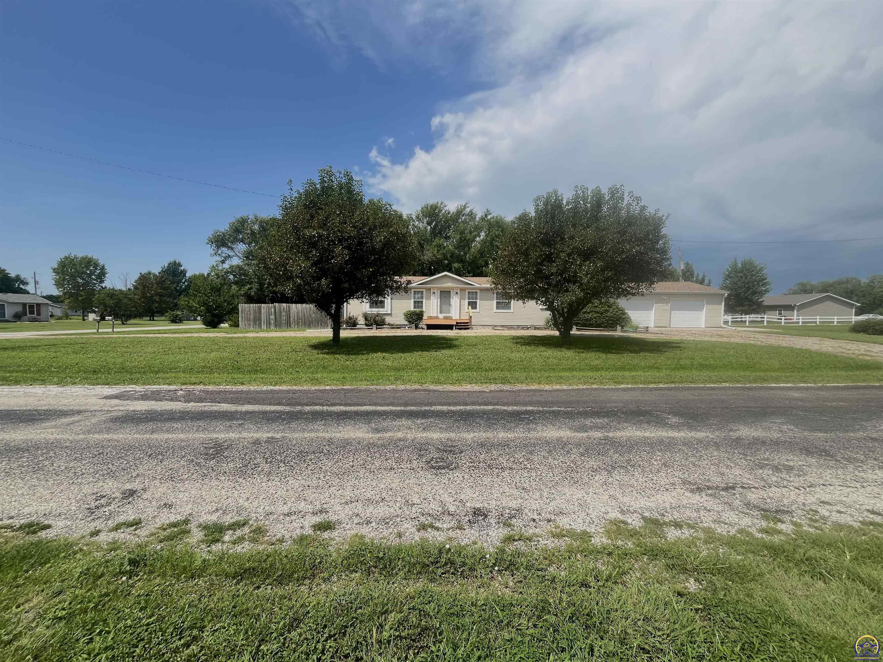 902 2nd Street Americus, KS 66835 - Photo 2 of 49