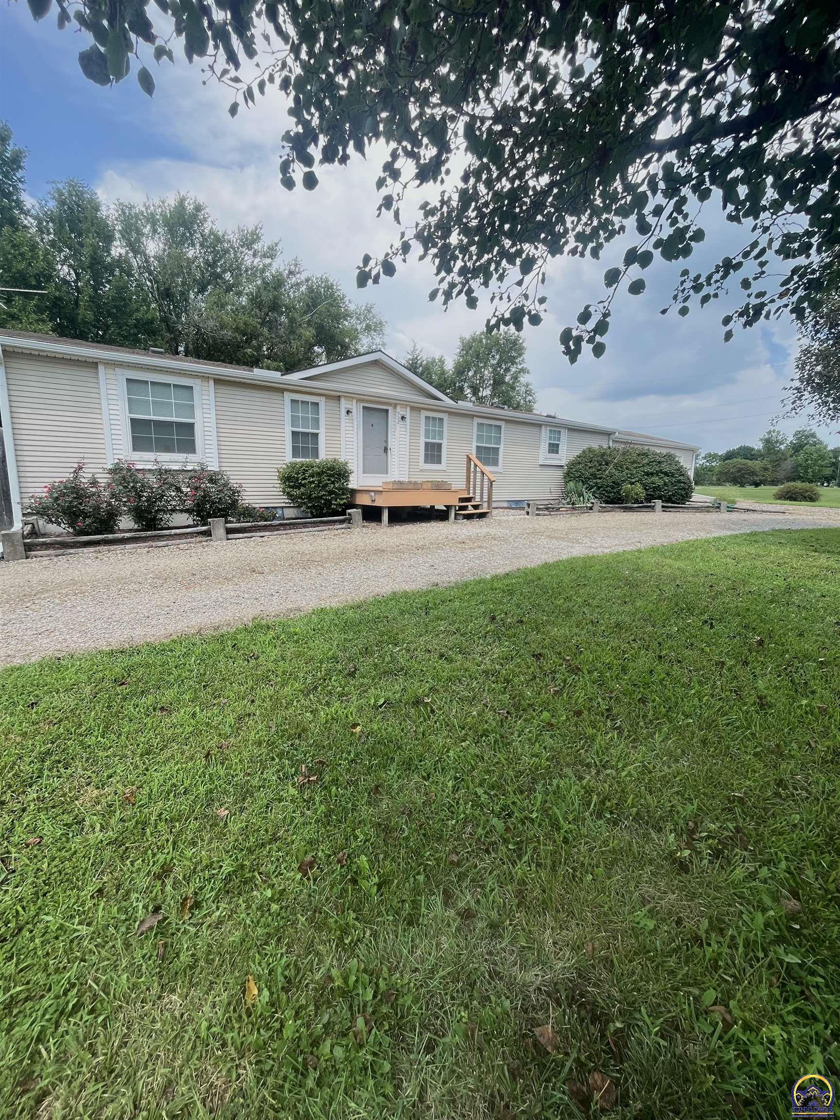 902 2nd Street Americus, KS 66835 - Photo 3 of 49