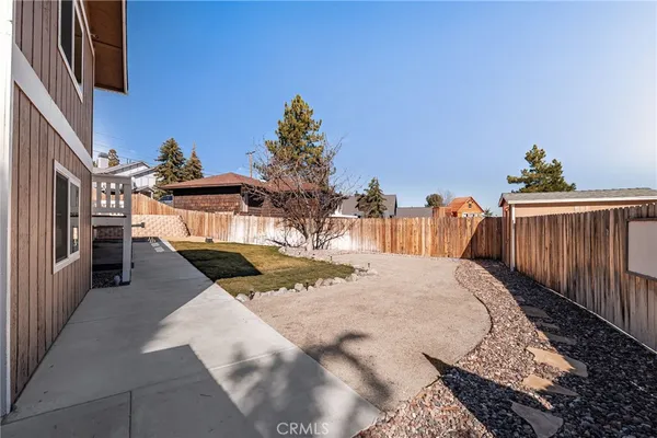 $655,000 | 2400 East Canyon Drive, Wrightwood, CA 92397