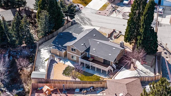 $655,000 | 2400 East Canyon Drive, Wrightwood, CA 92397