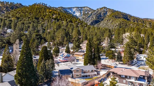 $655,000 | 2400 East Canyon Drive, Wrightwood, CA 92397